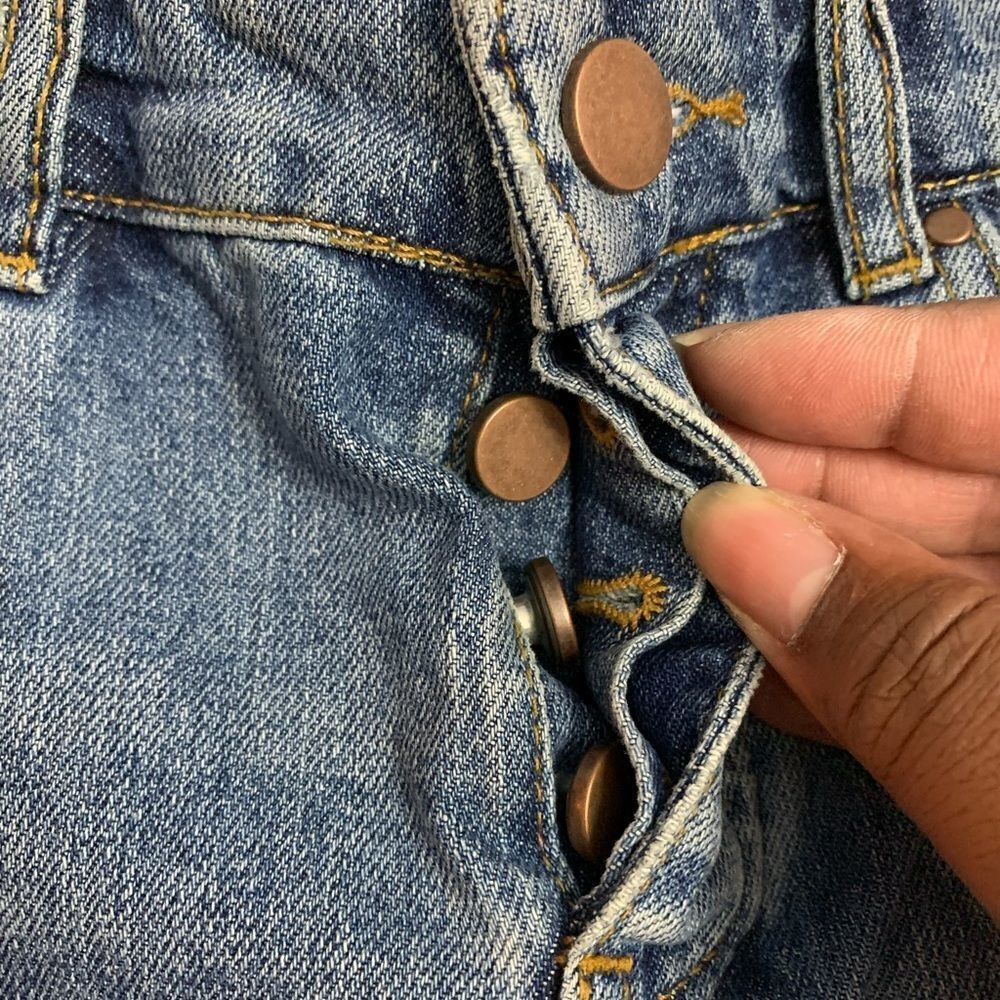 ASOS denim skirt - Picture 3 of 4